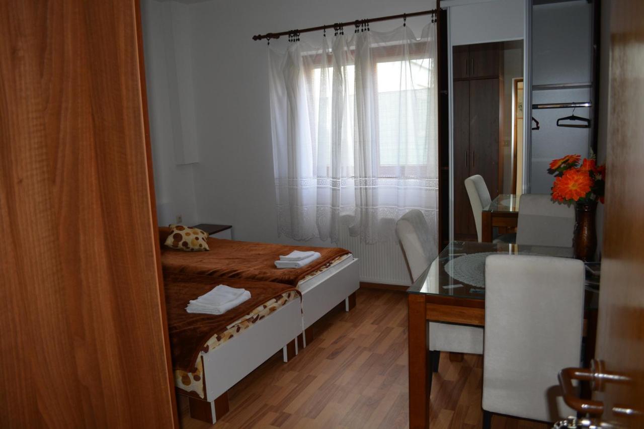 Villa Palma Guesthouse Mostar Oda fotoğraf
